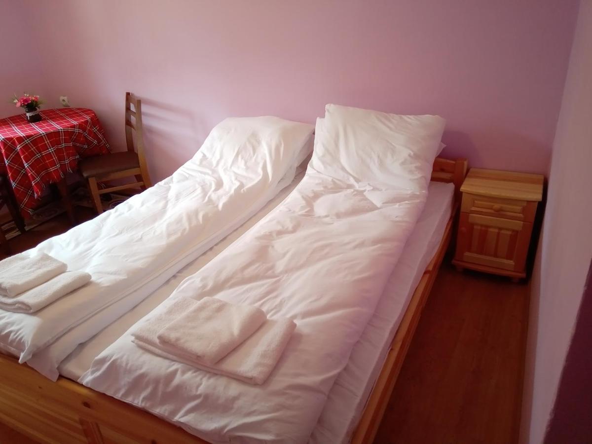 Стаи За Гости Милена Koprivshtitsa Esterno foto